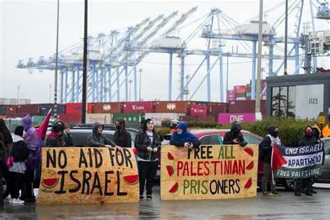 Protesters calling for Gaza cease-fire block road at Tacoma port while military cargo ship docks